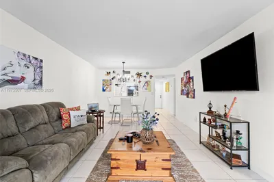 901 Colony Point Circle #304 1