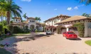 314 W Riverside Drive Photo