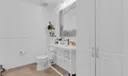 1050 Brickell Ave #2416 Photo