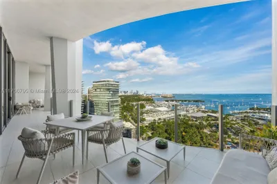 2811 S Bayshore Dr #20BC 1