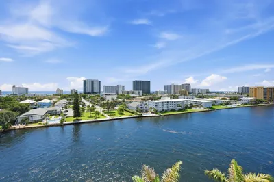 2880 NE 14th Street Causeway #804 1