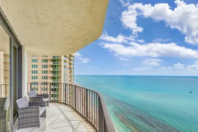 5420 N Ocean Drive #1401 1
