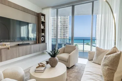 17550 Collins Ave #703 1