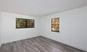 945 33rd Avenue Sw Photo