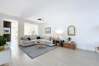 425 Greenwich Circle #205 1