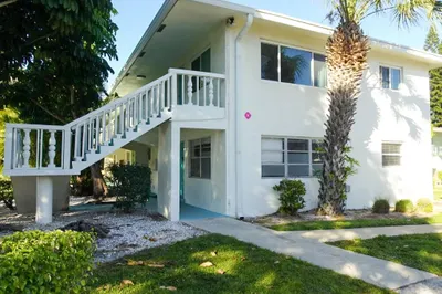 316 SE 1st Street #5c 1