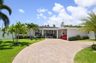 160 SE 12th Court 1