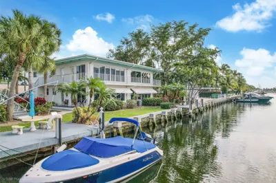 180 Isle Of Venice Dr #100 1