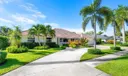 822 SW 33rd Place Photo