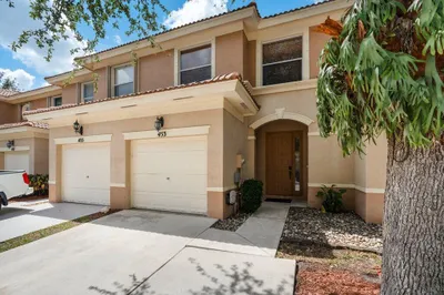 453 Rainbow Springs Terrace 1