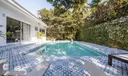 420 NE 87 St Photo