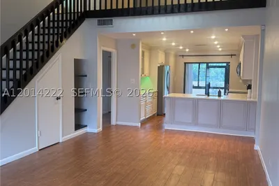 8509 Shadow Ct #2-11 1