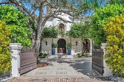 4955 SW 83rd Street 1