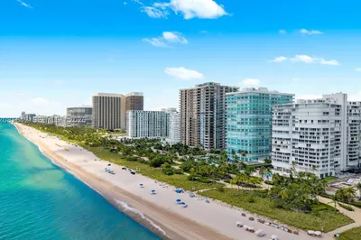 10155 Collins Ave #1504 1