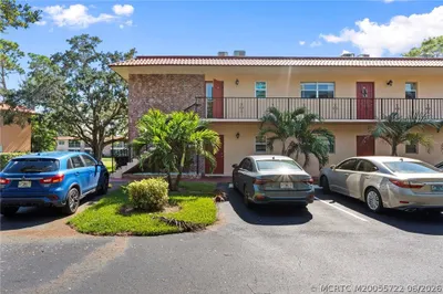1913 SW Palm City Road #7i 1