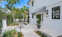 824 N Lakeside Drive Photo