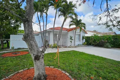 9999 NW 25th Ter 1