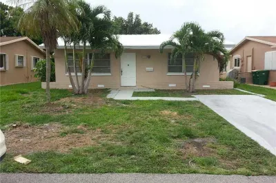 7311 NW 58th St 1