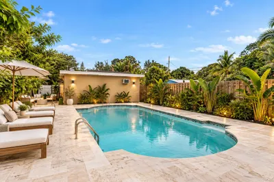 4329 Whispering Pines Road 1