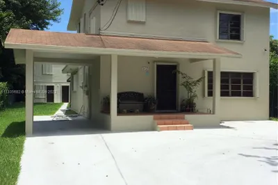 925 SW 15th Ave 1