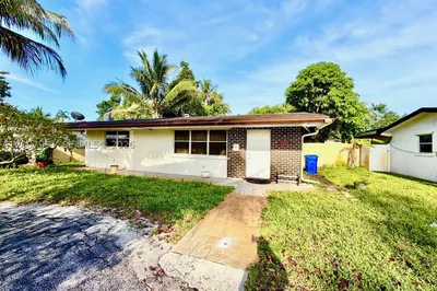 1160 NW 77th Way #1160 1