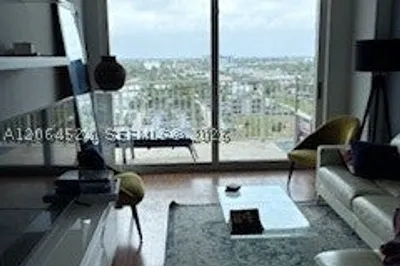 3020 NE 32nd Ave #1202 1