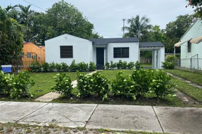 1420 NW 39th St 1