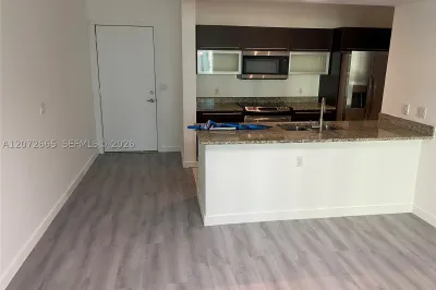 950 Brickell Bay Dr #801 1