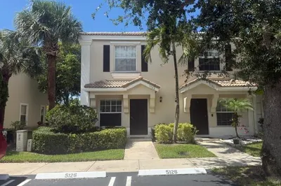 5122 Palmbrooke Circle 1
