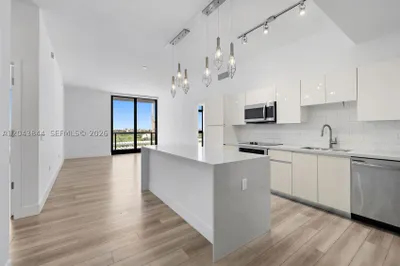 101 Diplomat Pkwy #2009 1