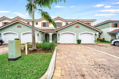 4454 Leo Lane 1