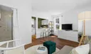 Living room/kitchen
