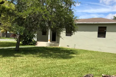 2801 SW 81st Ave 0 1