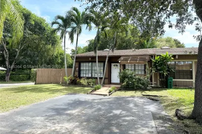 13600 SW 102 Ln 0 1