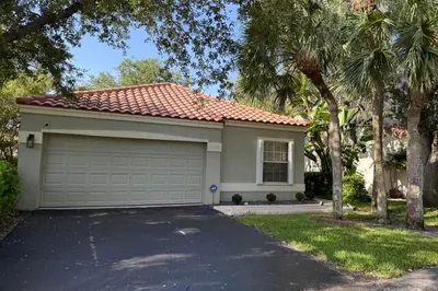 1109 NW 107th Terrace 1
