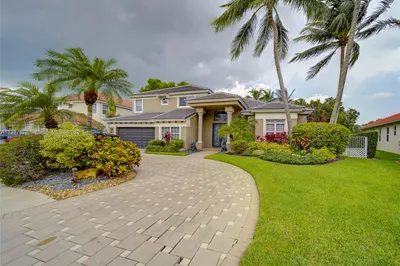8081 Bermuda Point Ln 1