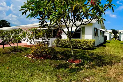 112 SW 9th Street 1