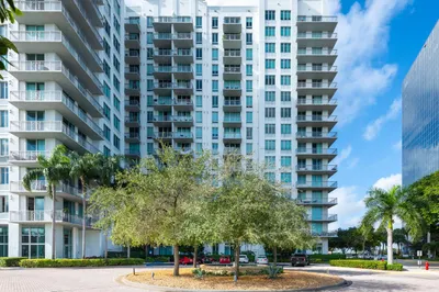 300 S Australian Avenue #126 1