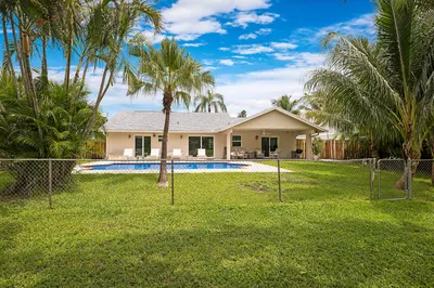 1103 NW 11th Street 1