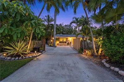411 SE Krueger Parkway 1