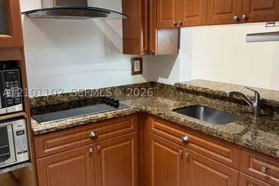 11790 SW 18th St #425-3 1
