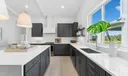 6810 SE Lost Pine Drive Photo