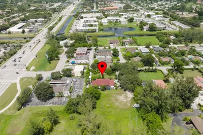 5600 NW 76th Pl 1