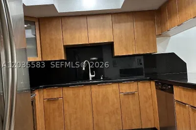 7205 W 3rd Ave 1