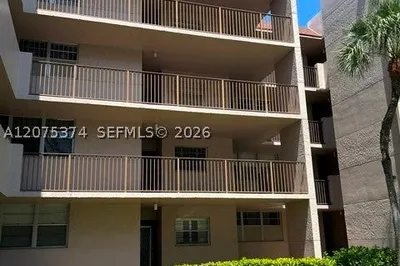 1811 Sabal Palm Dr #204 1