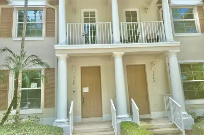1558 Grande Cull Way 1
