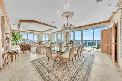 10101 Collins Ave #16B 1