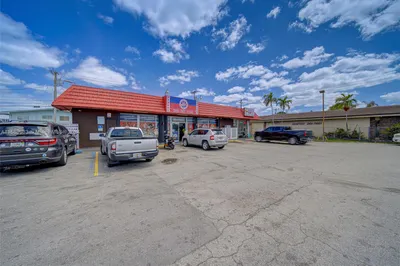 7401 Coral Way 1
