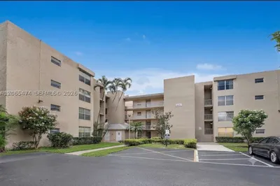 9471 Evergreen Pl #307 1