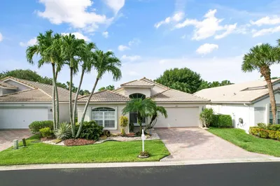 5892 Royal Club Drive 1